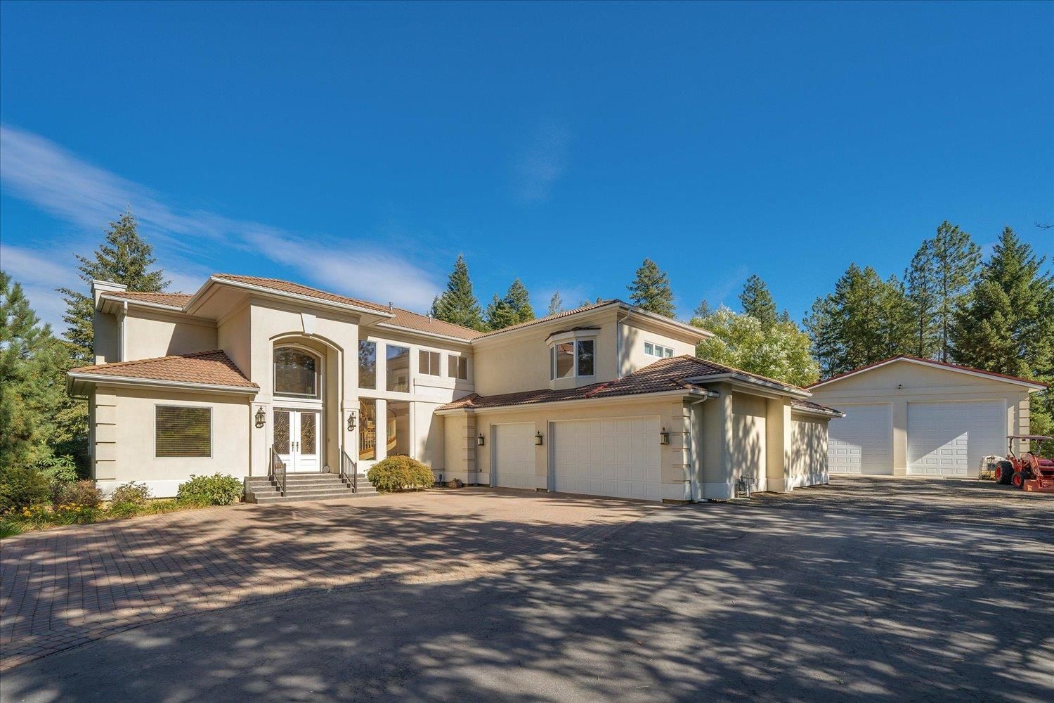 10032 N. Aloha Ln. Spokane, WA 99217